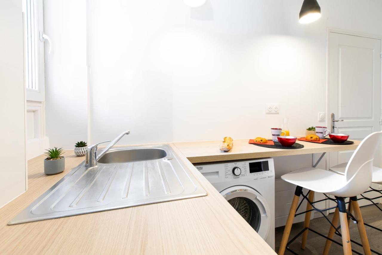 Le Red St Leon : Lit Queen Size * Wifi * Ideal Couple Apartment *